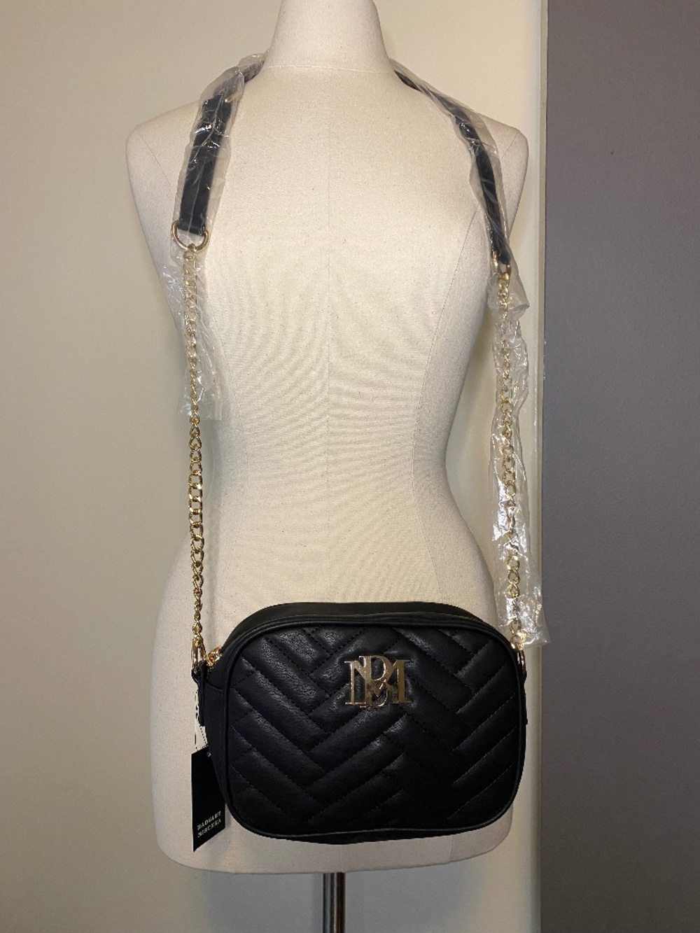 Badgley Mischka - NWT